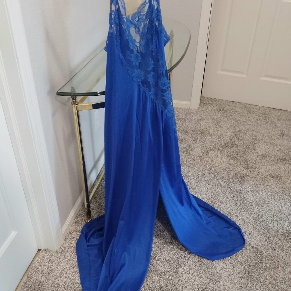 Val Mode Royal Blue Lace Negligee Slit Front Sz S Full Length Negligee Nightgown